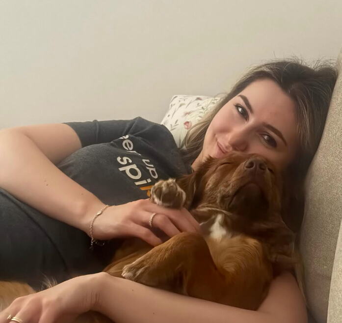 Poznatoj hrvatskoj influenserki amputirana stopala i prsti na rukama, hitno se oglasila: "To je bio jedini način da mi se spasi život"
