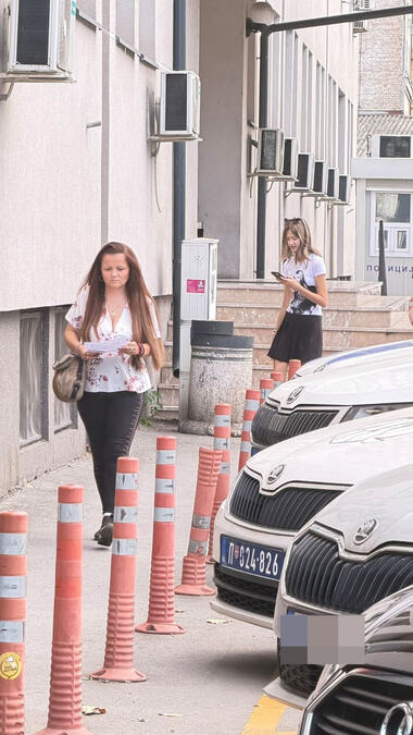 "NJIH TROJICA SU ME NAPALI, A ONDA PUSTILI PSA NA MENE!" Mala Cana tvrdi da je napadnuta, oglasila se: U bolnici sam, jedva dišem...
