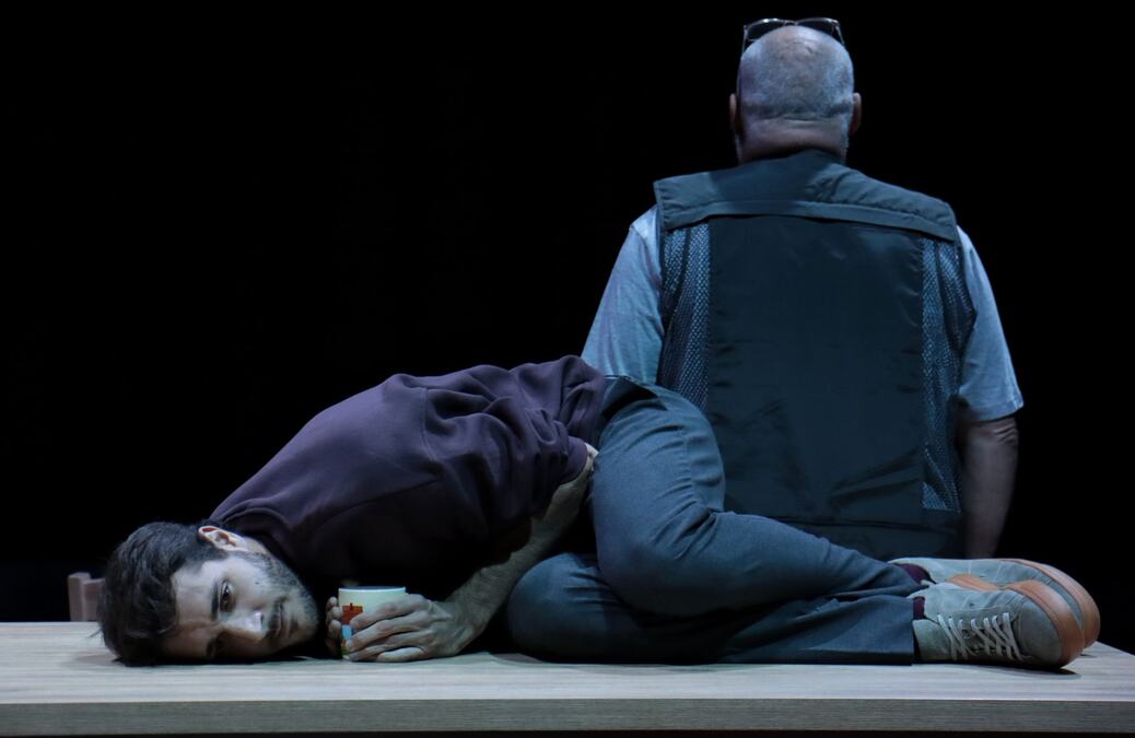 Zvezde serije "Tvrđava" na sceni zrenjaninskog pozorišta: Porodična drama u kojoj se svi prepoznajemo