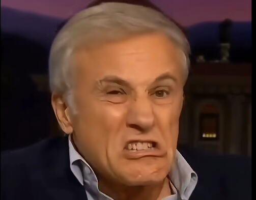 Holivudskog glumca pitali na kom jeziku se najbolje psuje, kao iz topa odgovorio: "Na srpskom", a onda uradio nešto što je izazvalo haos (VIDEO)