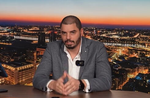 "STUDENTSKA" LISTA DNEVNO TROŠI 1.200.000 EVRA NA PROMOCIJU! Šokantno otkriće Vukše Dragovića, objavio sve do detalja - KO TO SVE PLAĆA?! (VIDEO)