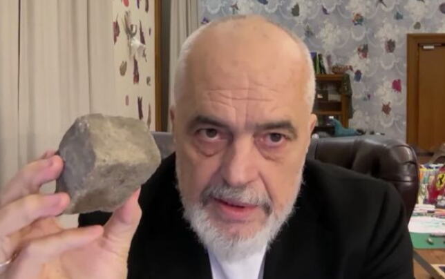 RAMA TVRDI DA JE DRON S EKSPLOZIVOM CILJAO ZGRADU VLADE! Optužuje strane aktere, pomenuo moguću umešanost OVE zemlje! "To nisu studenti" (FOTO/VIDEO)