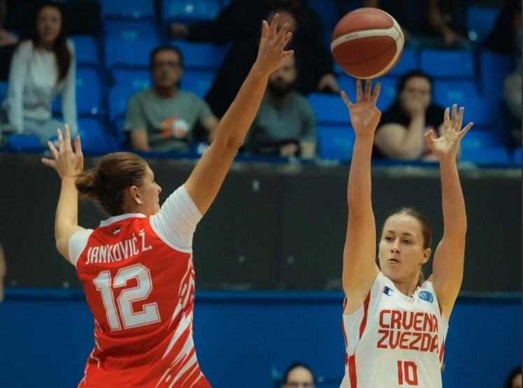 CRVENA ZVEZDA SLAVILA U DERBIJU: Večiti rivali drže čelo tabele prvenstva košarkašica