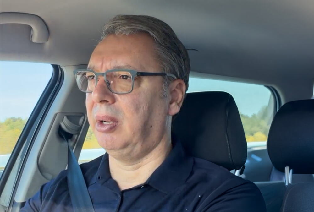 Vučić pozvao starije građane da izađu na izbore u nedelju