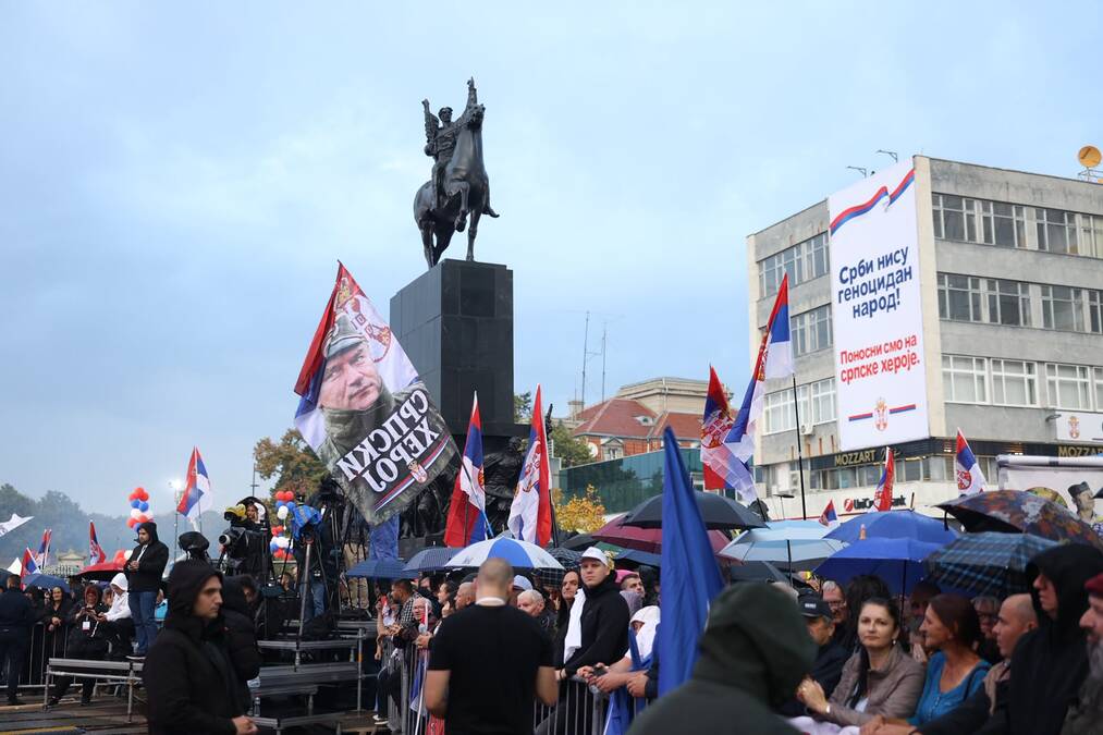 "KEC U NIŠU KAO KUĆA!" Građani puni podrške uoči skupa "Ujedinjene Srbije", poručuju jedno: "Svi zajedno DO POBEDE" - ovu poruku mladi MORAJU ČUTI! (FOTO)