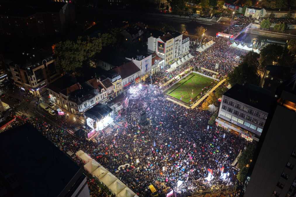 Vučić na skupu u Nišu: Srbija je neosvojiva tvrđava