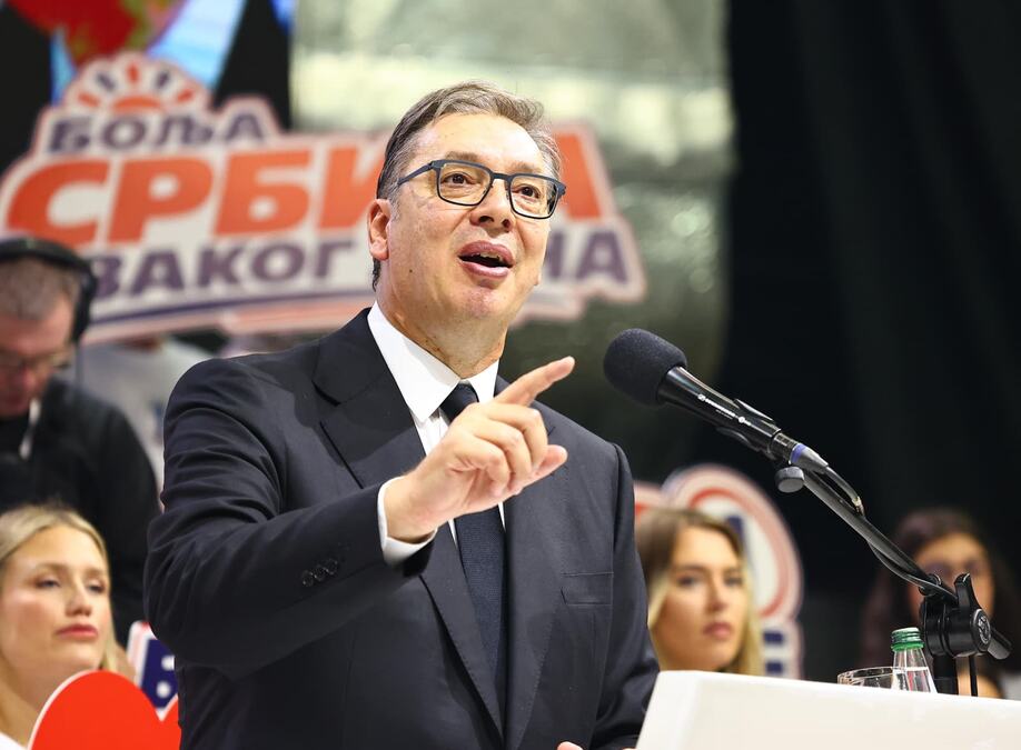 Veliki skup "Ujedinjene Srbije"; Halom se orilo "Aco, Srbine" i "Ruzmarin"; "Biće u nedelju kec k'o kuća" FOTO