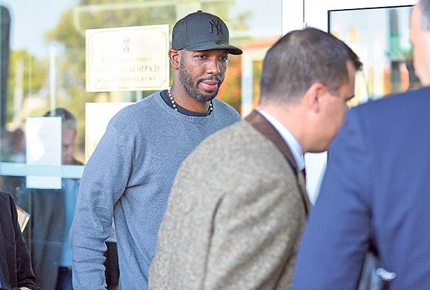 kimani-frend.jpg?ts=2014-06-04T22:41:25