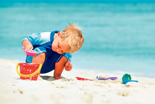 Čak četvoro dece nestalo na plaži! Ključna uputstva za roditelje na letovanju - "Sekunda je dovoljna da se dete izgubi u masi"