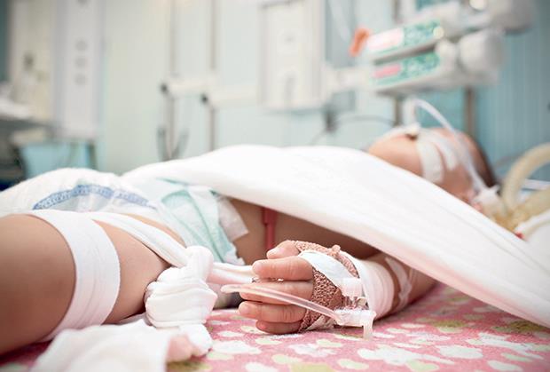 DEVOJČICA (12) ZBOG SUPERGRIPA ZAVRŠILA U KOMI: Lekari je bolesnu poslali kući, rekli da je običan virus, a onda je počeo pakao