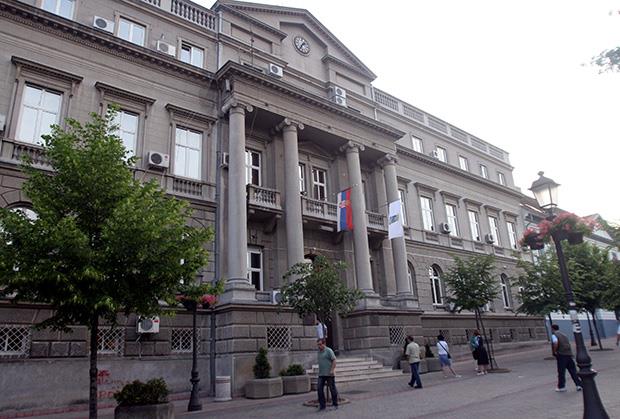 U Zemunu uručena 82 paketa hrane porodicama izbeglica i interno raseljenih: Komesarijat nastavlja podršku najugroženijima