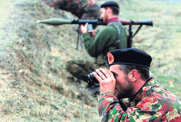 KURTI BI DA ZAKONOM ZABRANI SRBIMA DA PRIČAJU O STRAŠNIM ZLOČINIMA OVK: Skupština u Prištini usvojila skandaloznu Rezoluciju - pokušaj amnestije terorista!