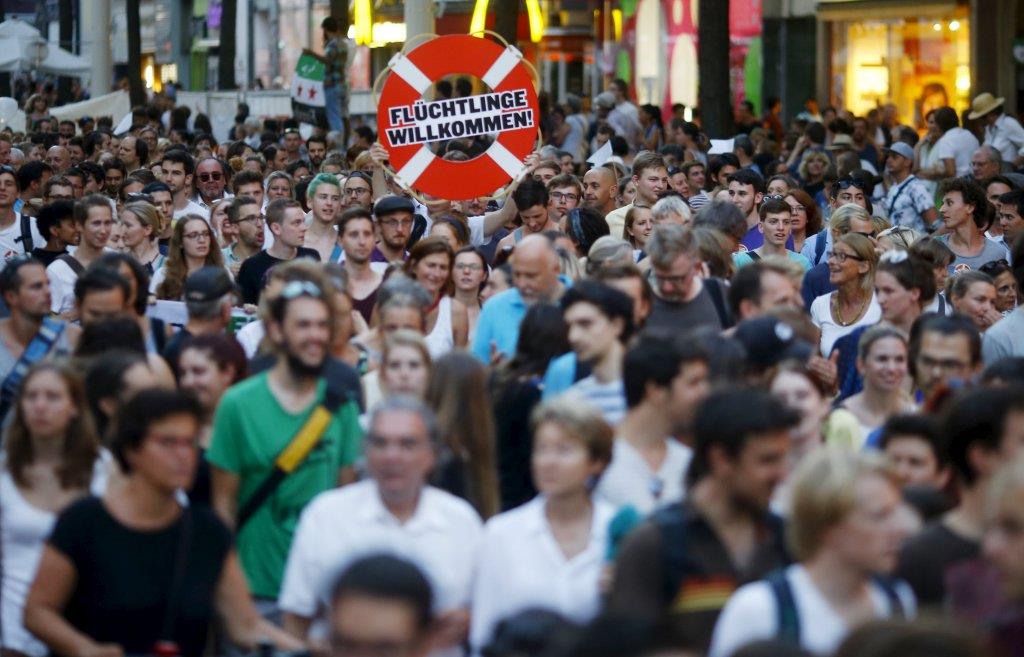 PROTESTI SE PROŠIRILI I NA AUSTRIJU: 50.000 ljudi izašlo na ulice zbog smanjenja univerzitetskih budžeta