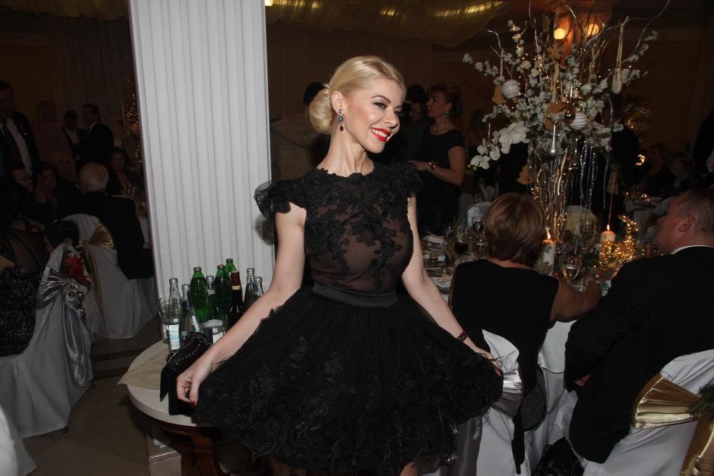 OTAC GA OBASUO BOGATSTVOM! Rolex na ruci, a on u neverici – scena sa rođendana sina Danijele Karić  zapalila mreže! (FOTO)