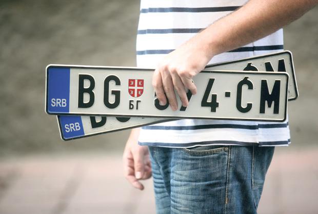 "KC, BĆ, IC, AC, PP" Ako vidite tablice s ovim slovima, da li znate odakle su? Mnogi Srbi greše, a ovde je spisak