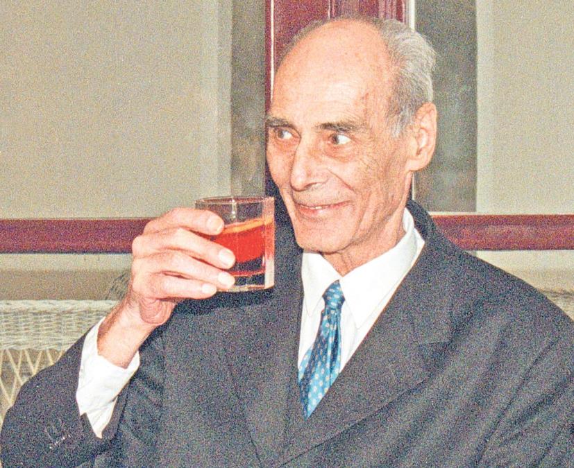 PRINC TOMISLAV NA HILANDARU SAZNAO NAJVEĆU PORODIČNU TAJNU: U memoarima otkrio da je majka, kraljica Marija, slala poklone očevoj ljubavnici