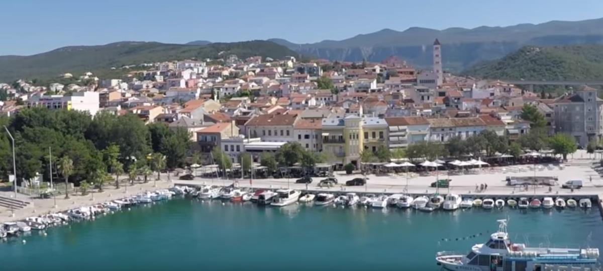 "ČETNICI, REŠIĆU VAS, IMAM PIŠTOLJ!" Hrvatski sveštenik došao iz Nemačke, pa napao PRVE KOMŠIJE 