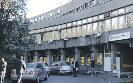 POŽAR OPUSTOŠIO SUTEREN KLINIČKOG CENTRA CG: Uništena kompjuterska sala lekara, MR aparat van funkcije, šteta ogromna!