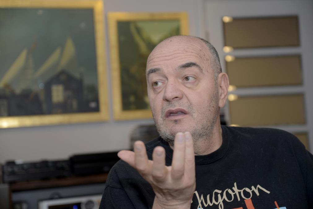 NAJNOVIJE INFORMACIJE IZ BOLNICE O STANJU DUŠKA VUJOŠEVIĆA: Stanje se stabilizuje, lekari i dalje oprezni!