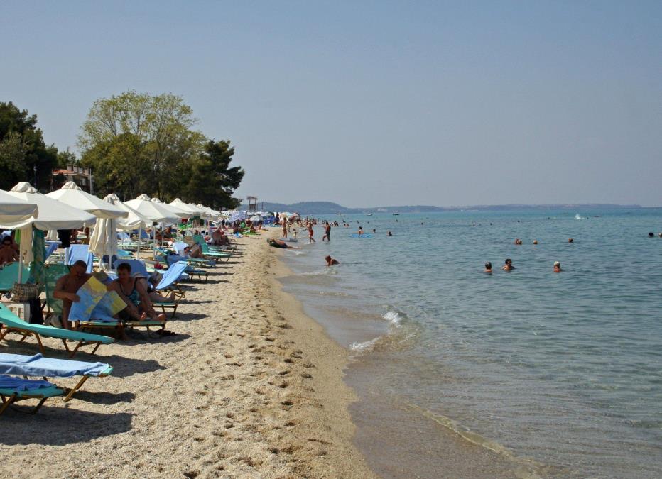 Udar na džep srpskih turista: Ležaljke u Haniotiju i do 35 evra, a evo koliko košta 