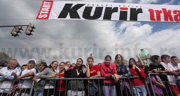 beogradski-maraton-2012-kurir-trka-zadovoljstva.jpg