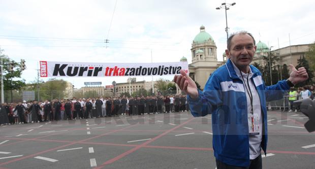 beogradski-maraton-2012-kurir-trka-zadovoljstva.jpg