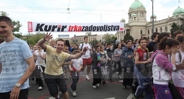 beogradski-maraton-2012-kurir-trka-zadovoljstva.jpg