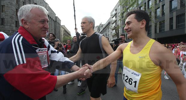 beogradski-maraton-2012-kurir-trka-zadovoljstva.jpg