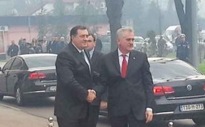 toma-i-dodik.jpg