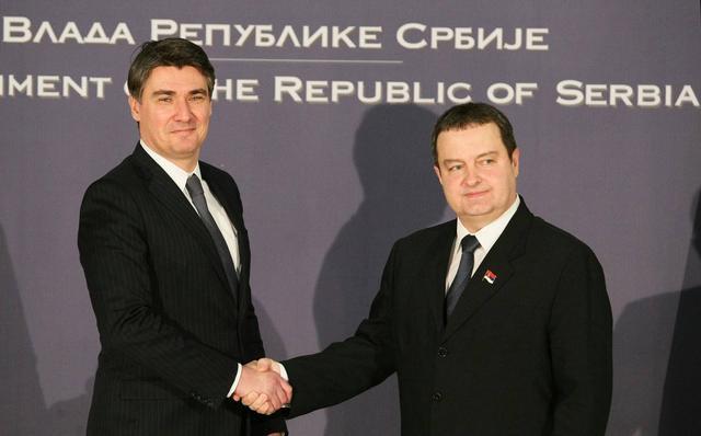 dacic-milanovic-rukovanje-palata-srbije.jpg