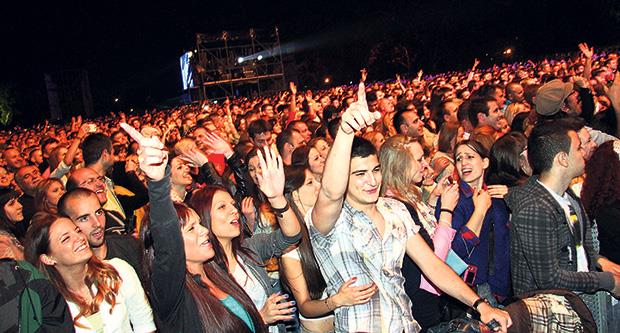 djordje-balasevic-koncert-osmeh-se-vratio-u-beograd.jpg