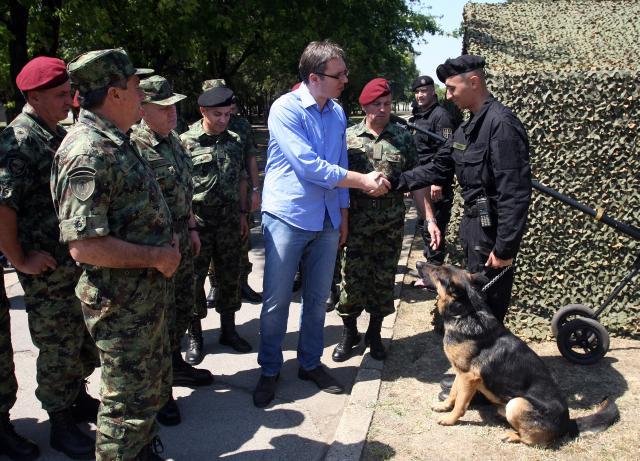 aleksandar-vucic-specijalna-brigada-pancevo.jpg