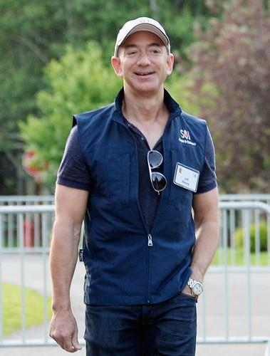 dzef-bezos-profimedia0166140971.jpg