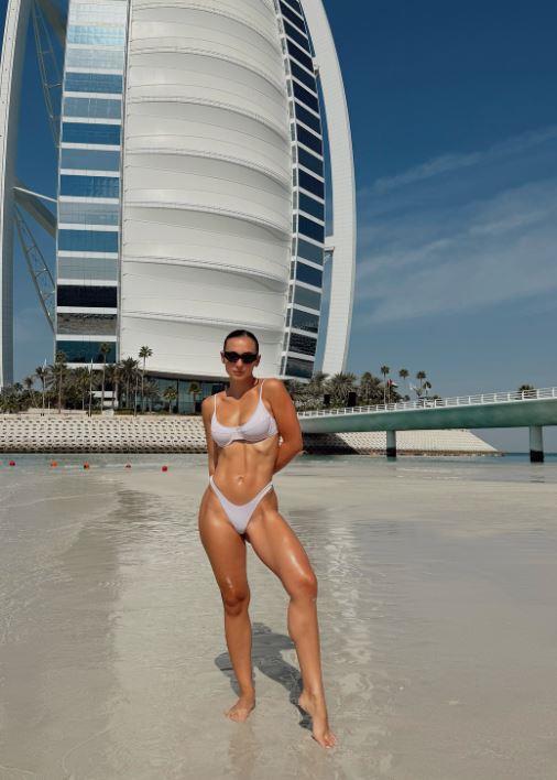 2025-02-08 11_00_30-Instagram.jpg