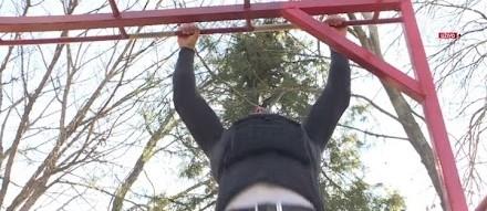 Miloš Blagojević zgibovi.jpg