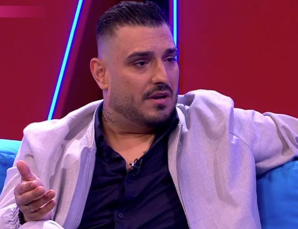 Darko Lazić između dve bivše