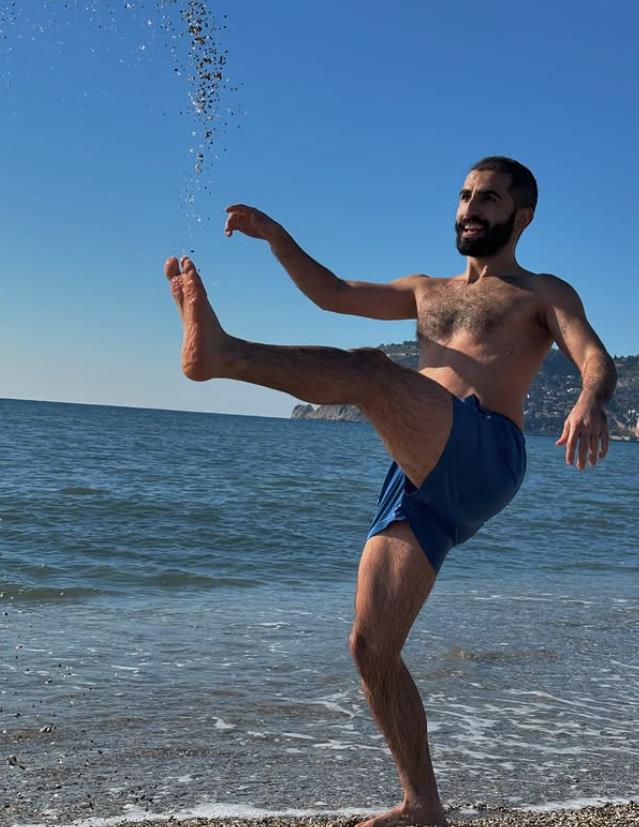 Junus 2.jpg