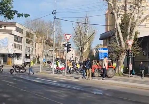 2025-04-16 10_45_35-konstruktivna destrukcija on X_ _Počelo je! Kv pumpa! https___t.co_akiZJ3uATB_ _.png