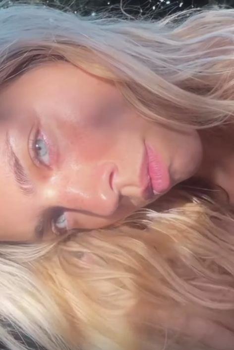 Ksenija Knežević pokazala lice bez trunke šminke