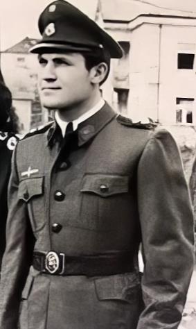 DINKO ŠAKIĆ.jpg
