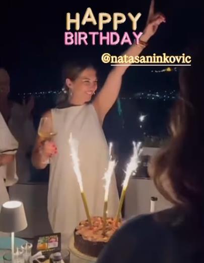 Nataša Ninković slavi rođendan 7.png