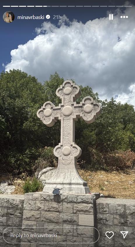 Mina Vrbaški stigla u manastir Ostrog