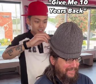 Frizer napravio totalnu transformaciju beskućnika.jpg