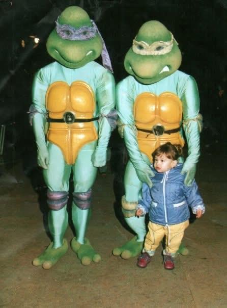 Milica Janković vodi emisiju Puls Srbije na Kurir televiziji kao devojcica