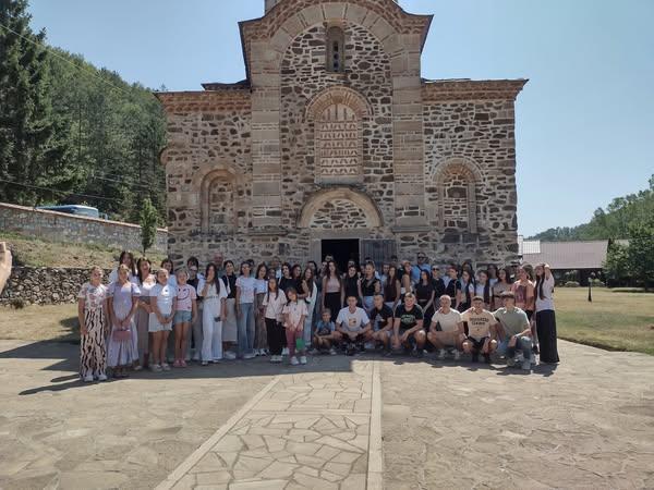 Omladinski kamp 1.jpg