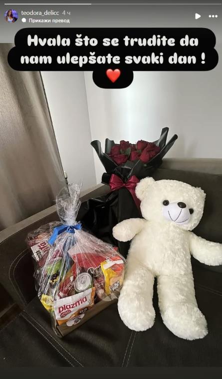 Nenad Macanović Bebica i Teodora Delić dobili poklon na kućnu adresu