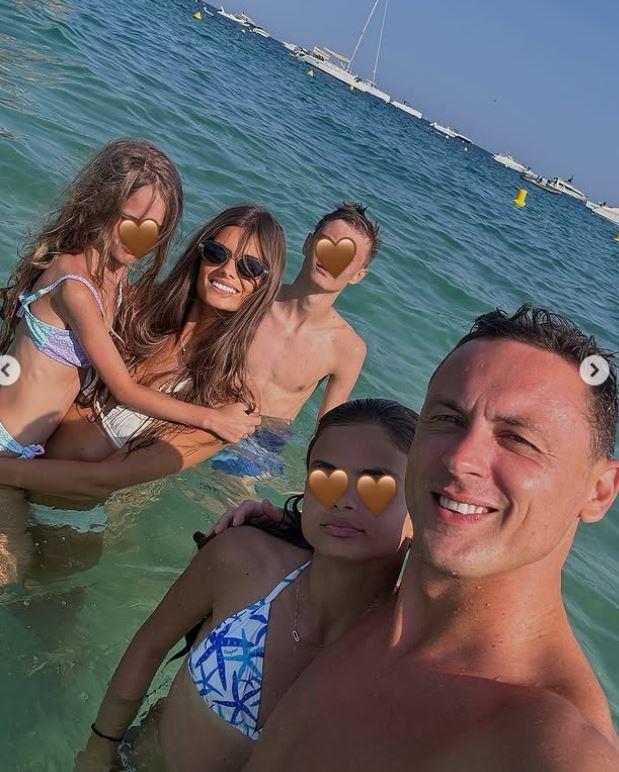 Nemanja Matić na odmoru sa porodicom