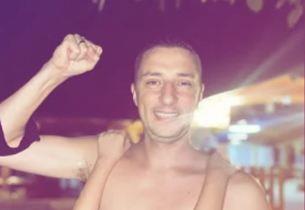 Slobodan Đurković u iscepanoj majici