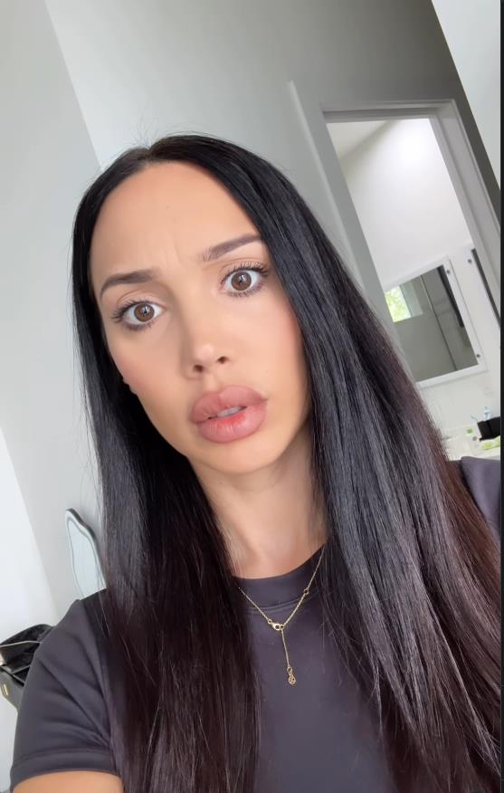 Glumicica i influenserka koja se udala za svog polubrata