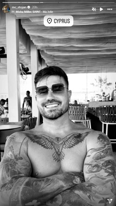 MC Stojan proslavlja godišnjicu sa verenicom